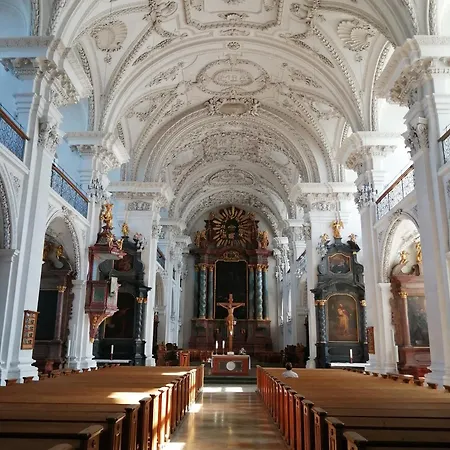 Διαμέρισμα Annette's And Garden *