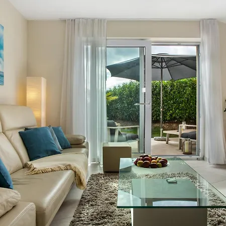 Διαμέρισμα Annette's And Garden *