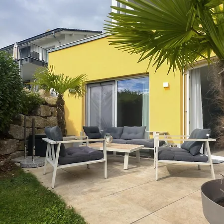 Διαμέρισμα Annette's And Garden *