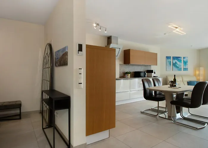 דירה Annette's And Garden