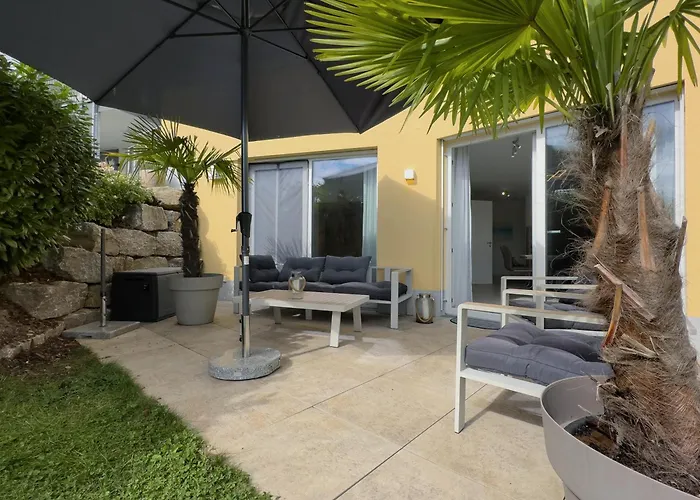 Annette's And Garden