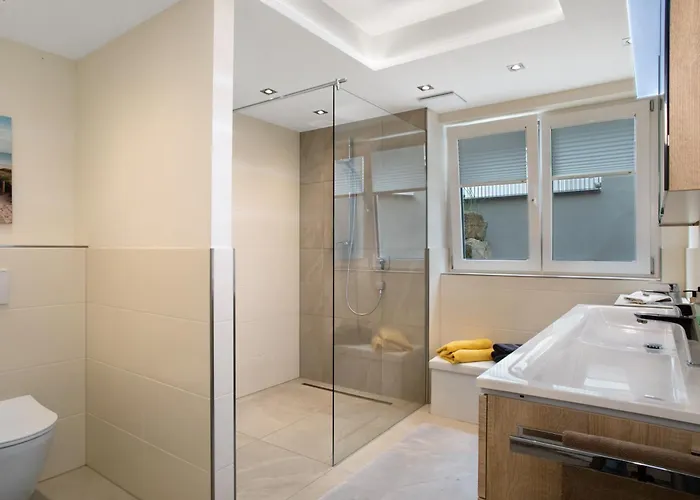 Annette's And Garden דירה